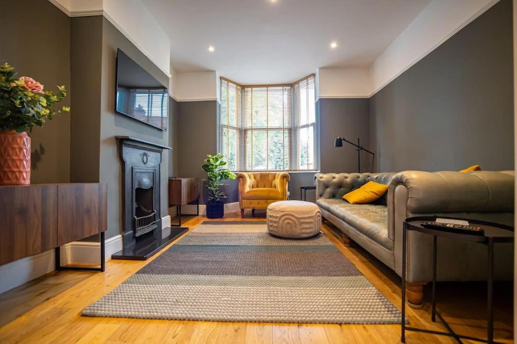 Hereford - Clifton Villa - Beautifully Presented House Located A Short Walk From City Centre - Sleeps 6 Guests - Perfect For Exploring Hereford - Hosted By Rentmyhouse Exterior foto